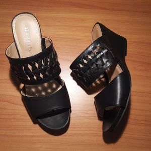 Naturalizer N5 Comfort Wedge Sandals